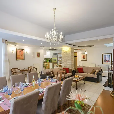 Yellow Sun Marine Apartment